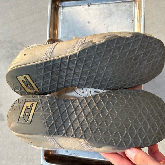 Diesel Industry Wish Size 10 women Shoes Vintage Beige Trainers Sneakers Leather - Picture 8 of 8